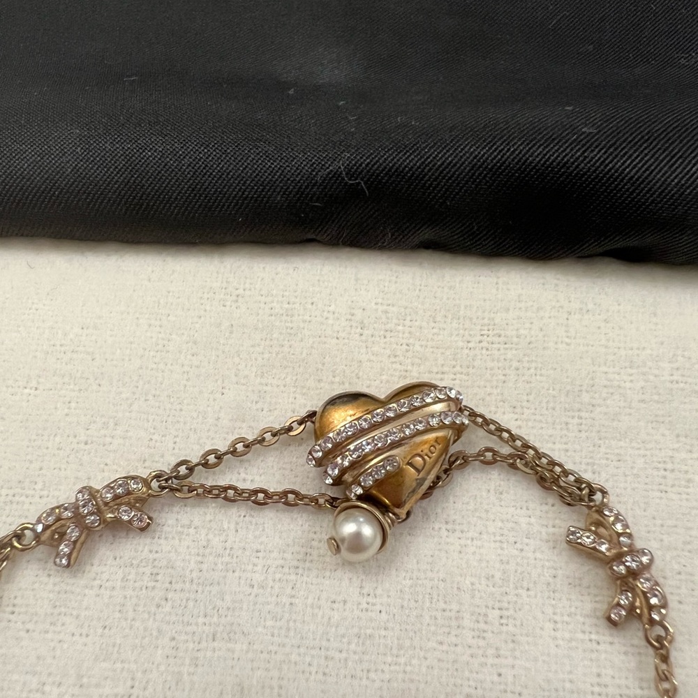 Dior heart bow and pearl bracelet - Picture 6 of 6